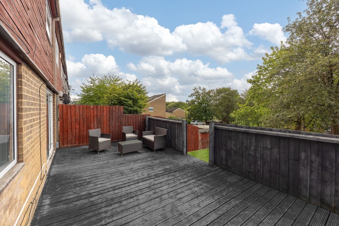 Arbour View Houses • 6 Bedrooms • Sleeps 10 • FreeParking • Fast WiFi • Smart TVs • Self-Check-In in 2 Arbour View Court - Property image 22 - VivreStays