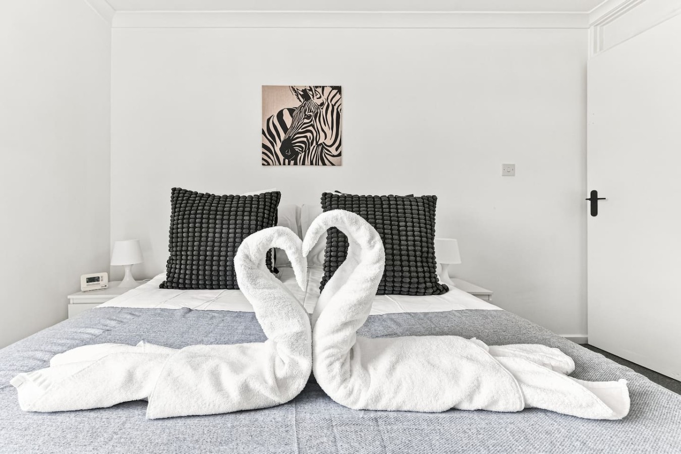 Arbour View Houses • 6 Bedrooms • Sleeps 10 • FreeParking • Fast WiFi • Smart TVs • Self-Check-In in 2 Arbour View Court - Property image 34 - VivreStays