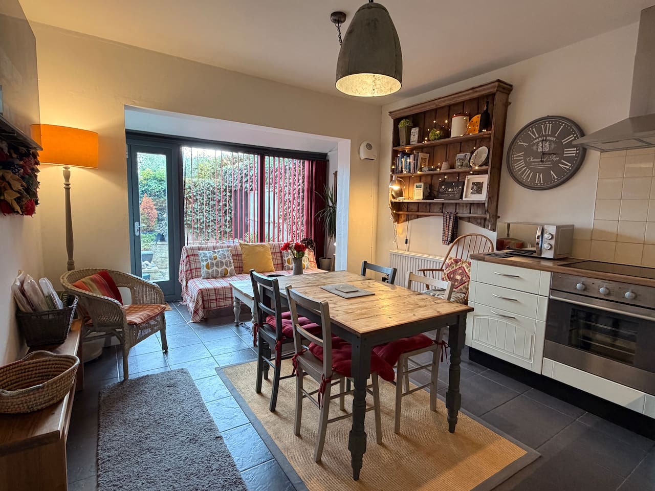 The Robins by Yoko Property in 66 Peachfield Road - Property image 3 - VivreStays