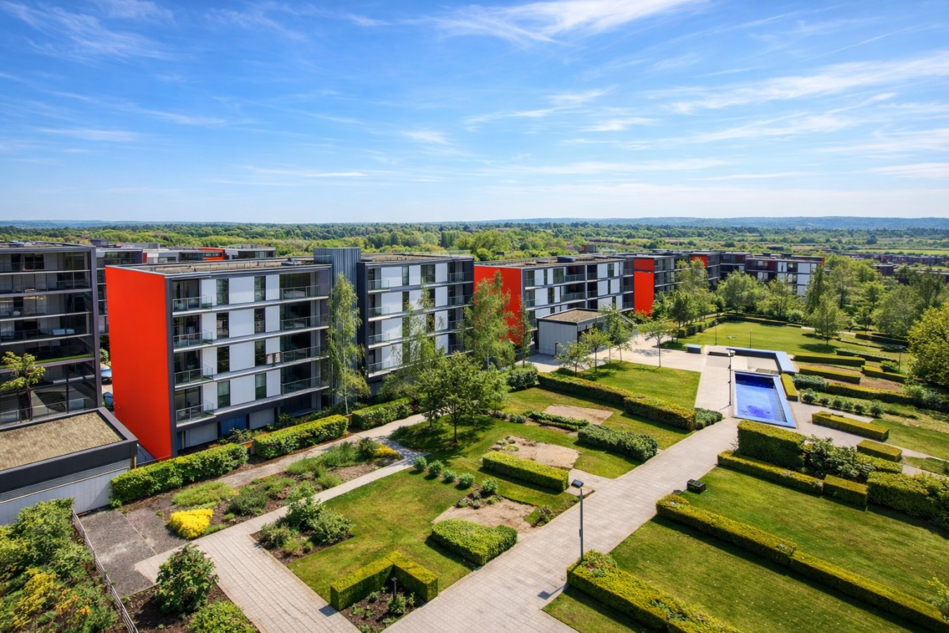 Luxury Flat • City Centre • Balcony • Free Parking • Fast WiFi • Work Desk • SmartTVs in 325 South Row Flat 72 - Property image 23 - VivreStays