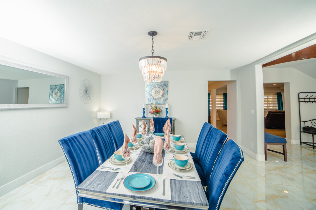 The Vegas Villa Oasis in the desert.  Take an extended retreat - Photo 7