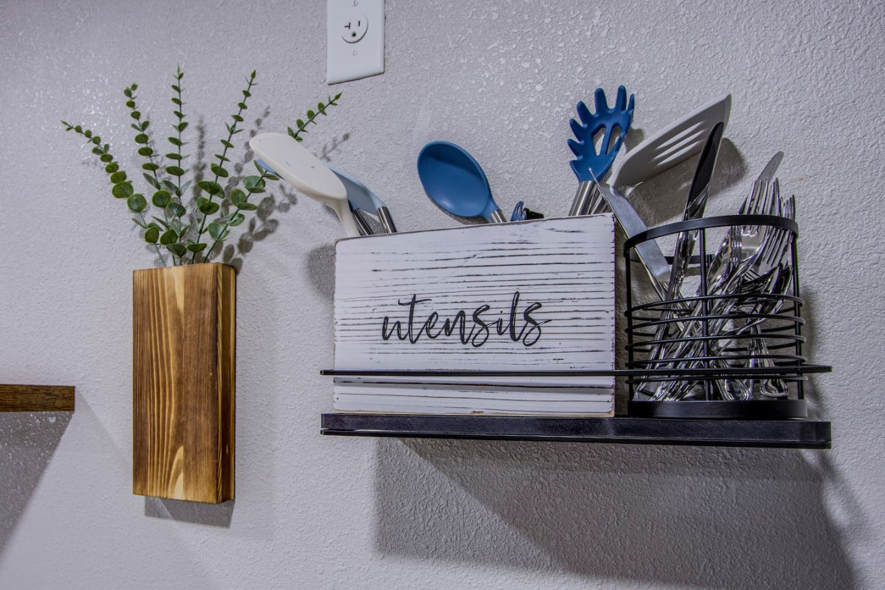 Inspired Studio Loft in the Cultural Arts District - Photo 8