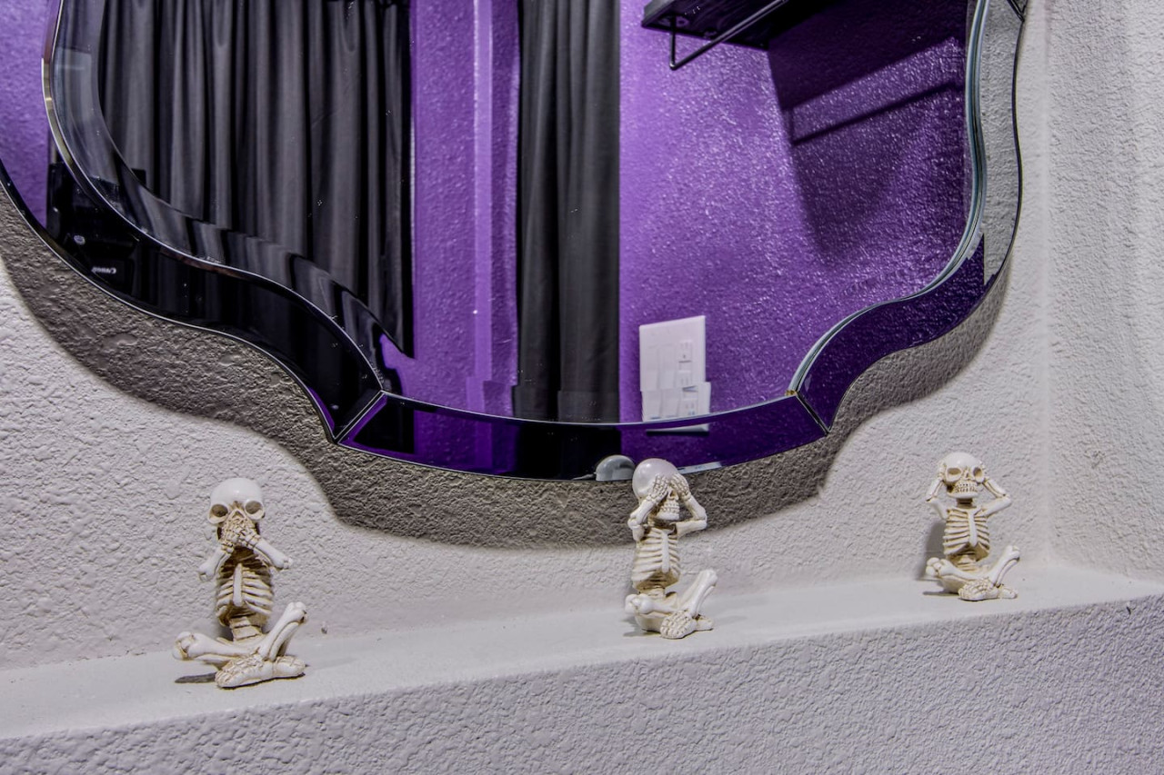 Unique Arts District Studio Loft - "The Raven" - Photo 9