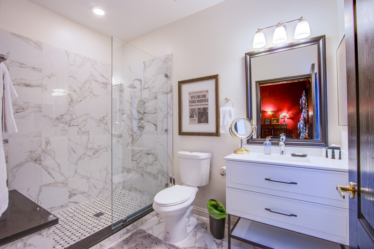 Experience the Vegas Royale, iconic themed Villa w/ pool