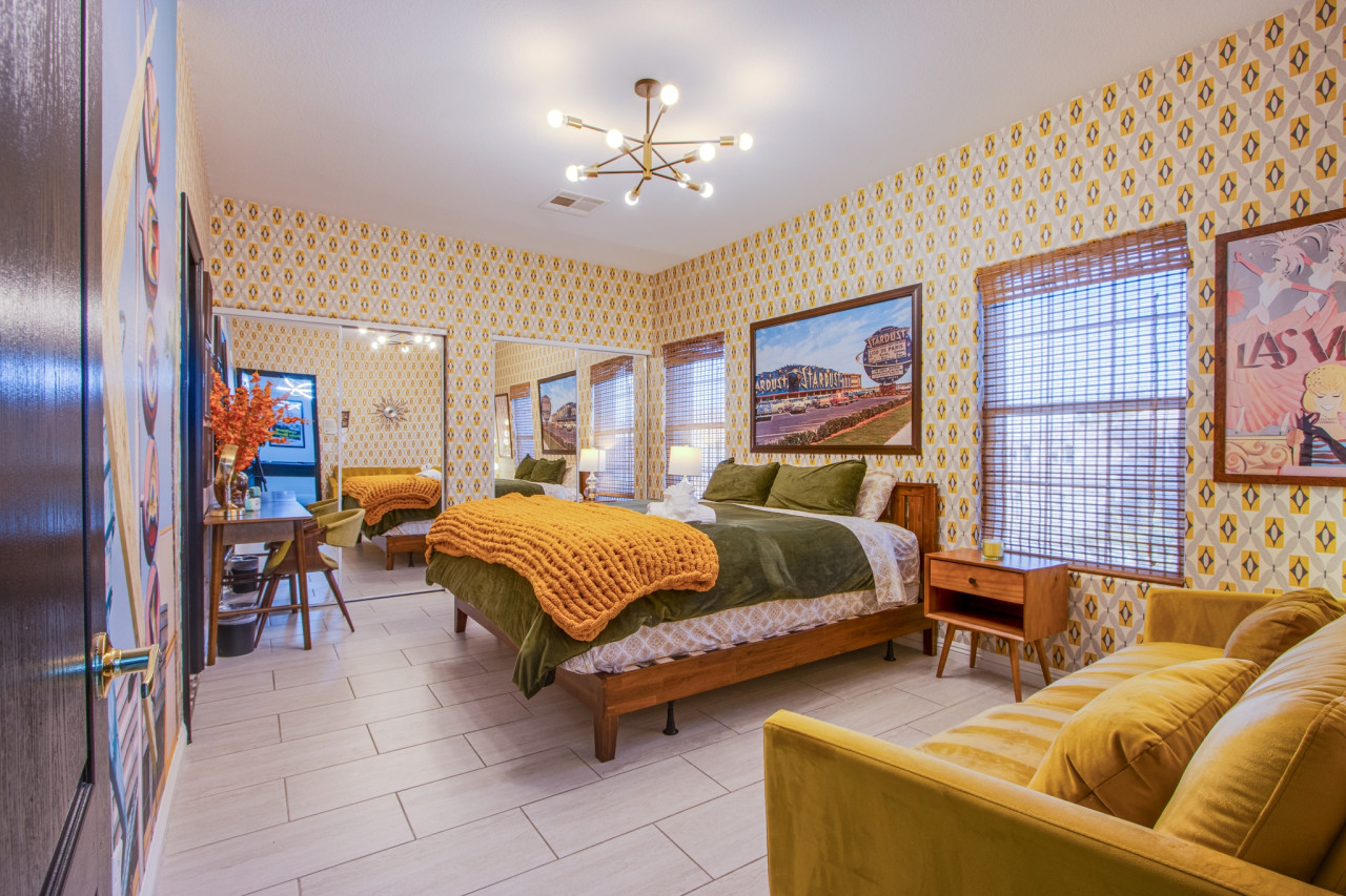 Experience the Vegas Royale, iconic themed Villa w/ pool