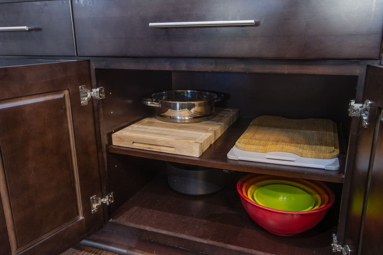 The Extended Stay Oasis | 5 BR, 4 BA Vegas Villa sleeps up to 16!