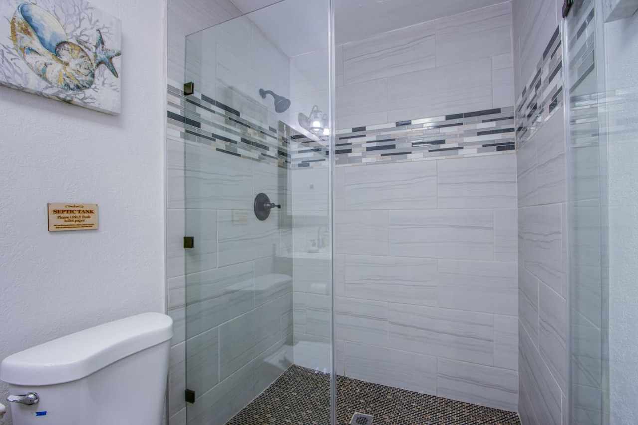 Spacious El Camino Vegas Retreat - Live Large