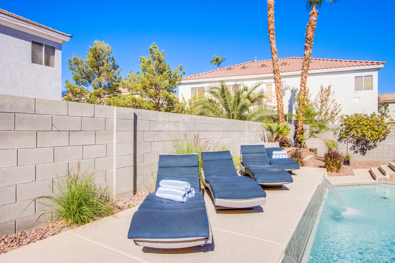 Bright & Modern Oasis | Spa, Pool, 10min to Strip