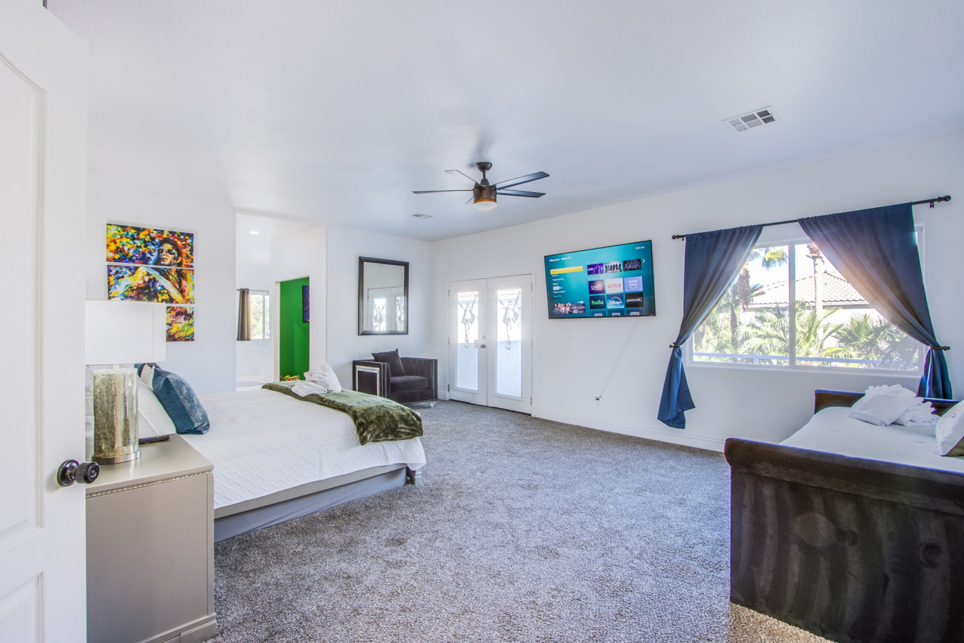 Bright & Modern Oasis | Spa, Pool, 10min to Strip