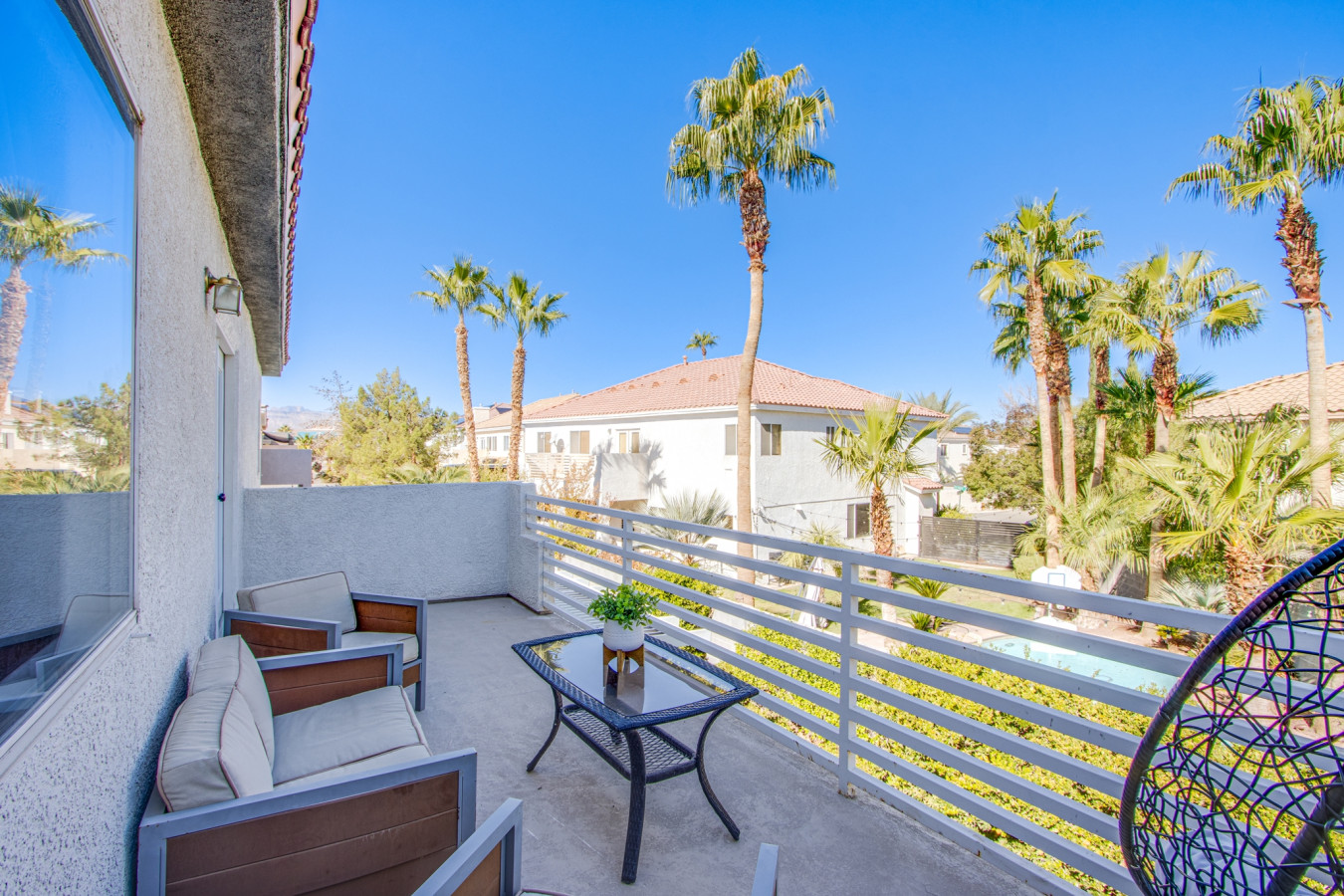 Bright & Modern Oasis | Spa, Pool, 10min to Strip