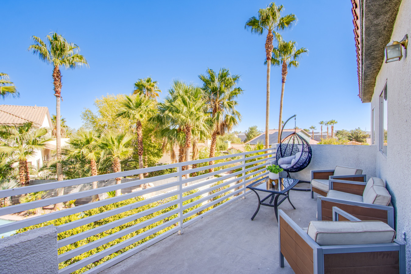 Bright & Modern Oasis | Spa, Pool, 10min to Strip