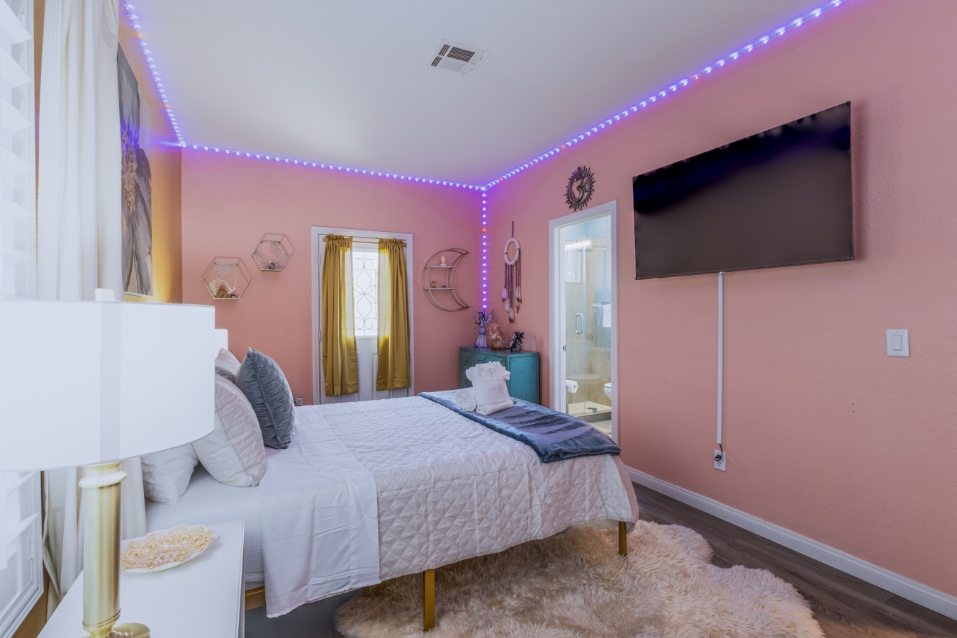 Serene Vegas Retreat | Spacious 5BR Home - Photo 29