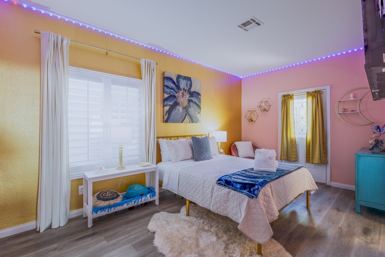 Serene Vegas Retreat | Spacious 5BR Home - Photo 28