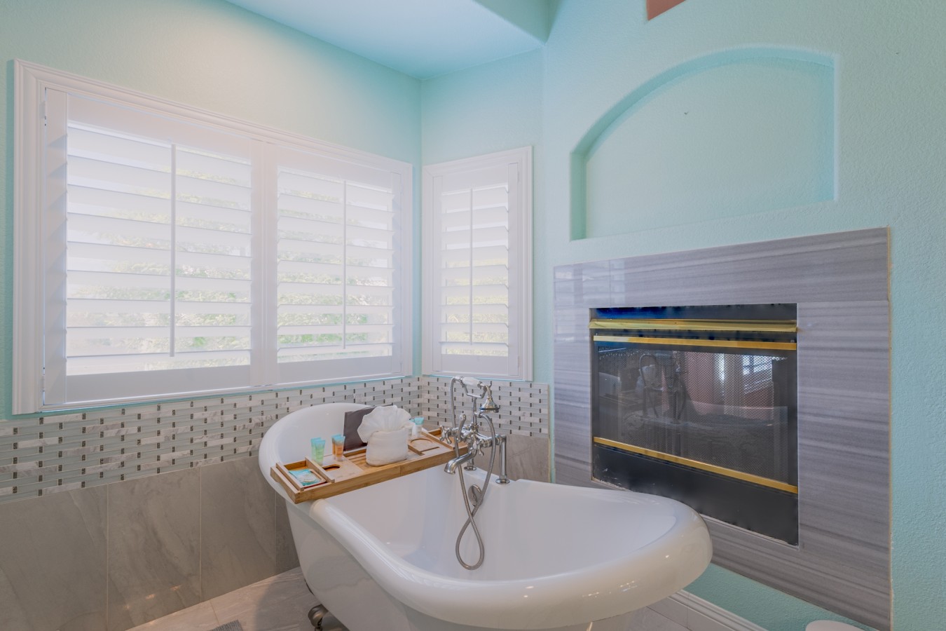 Serene Vegas Retreat | Spacious 5BR Home - Photo 24
