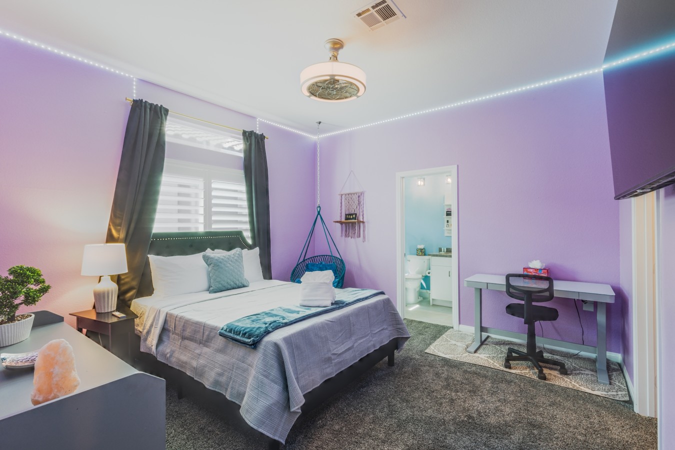 Serene Vegas Retreat | Spacious 5BR Home - Photo 31