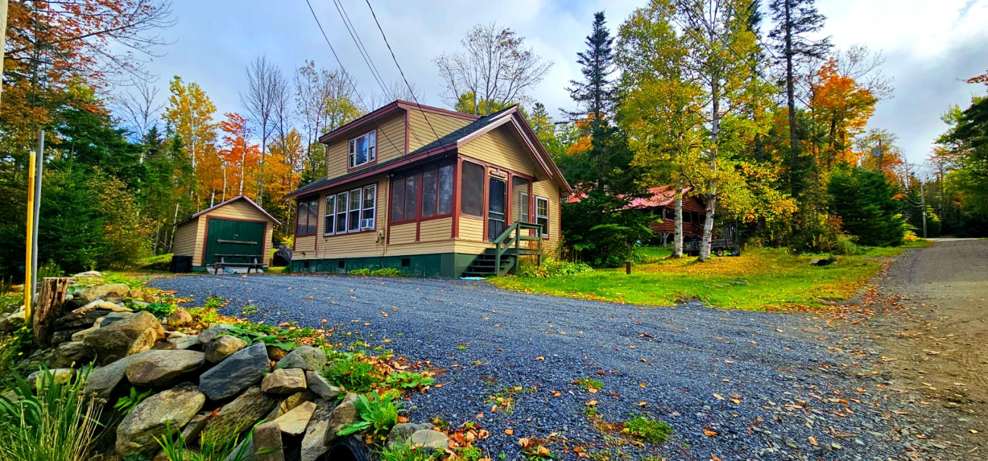 Blue Bear Cabin - Greenville, ME