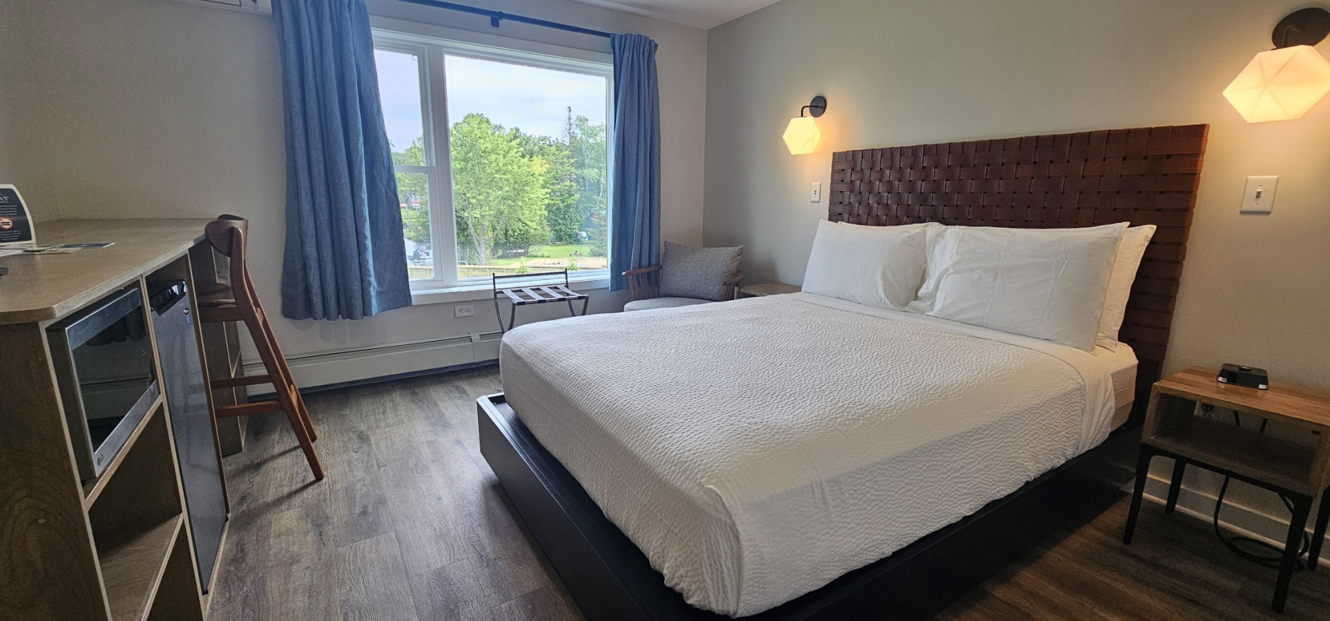Juniper Motel-single Queen-studio-second Floor-room 3 - Greenville, ME