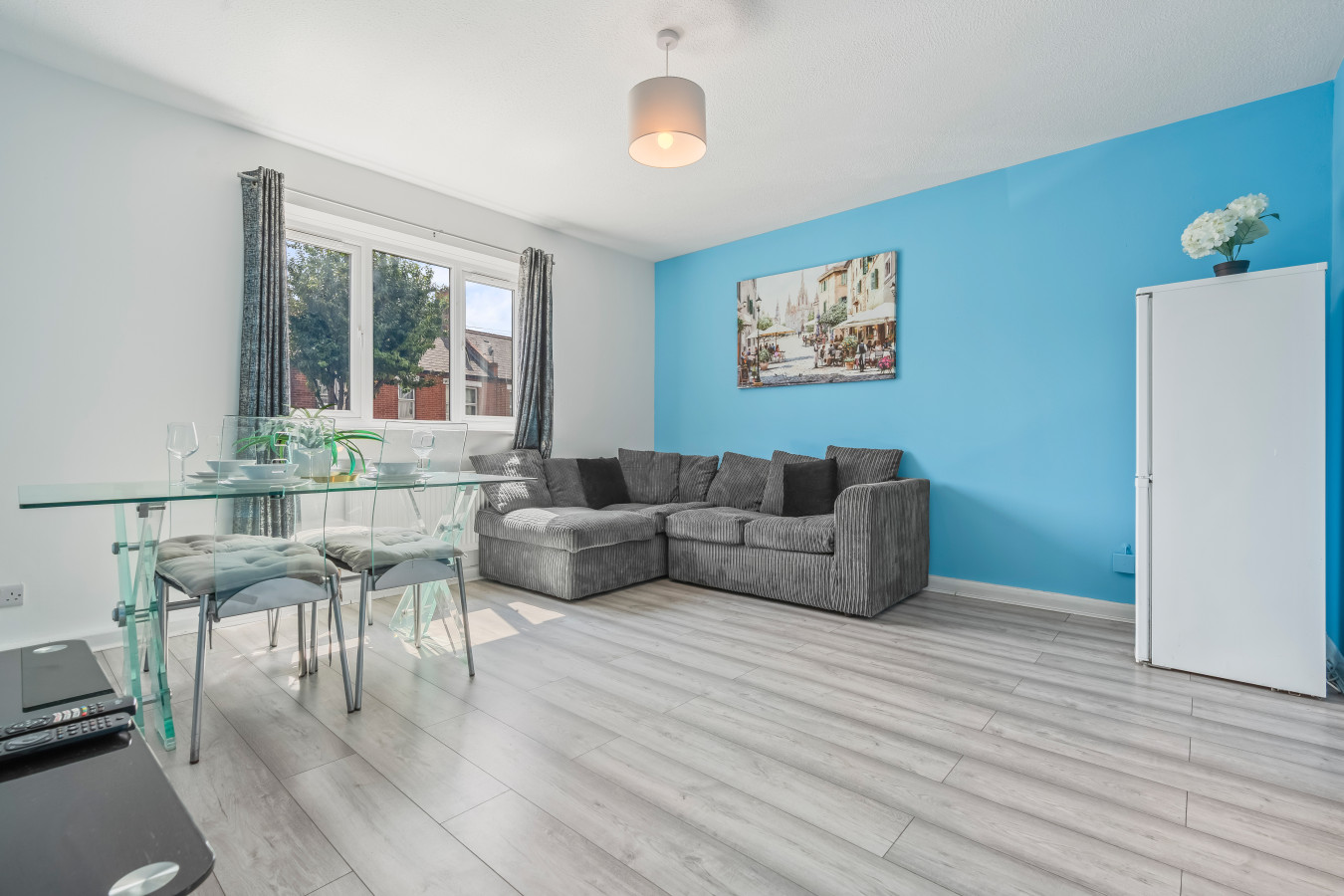 Inviting Urban Apartment in Croydon in Meadowbridge Court, 99 Princess Road Meadowbridge Court - Property image 12 - VivreStays