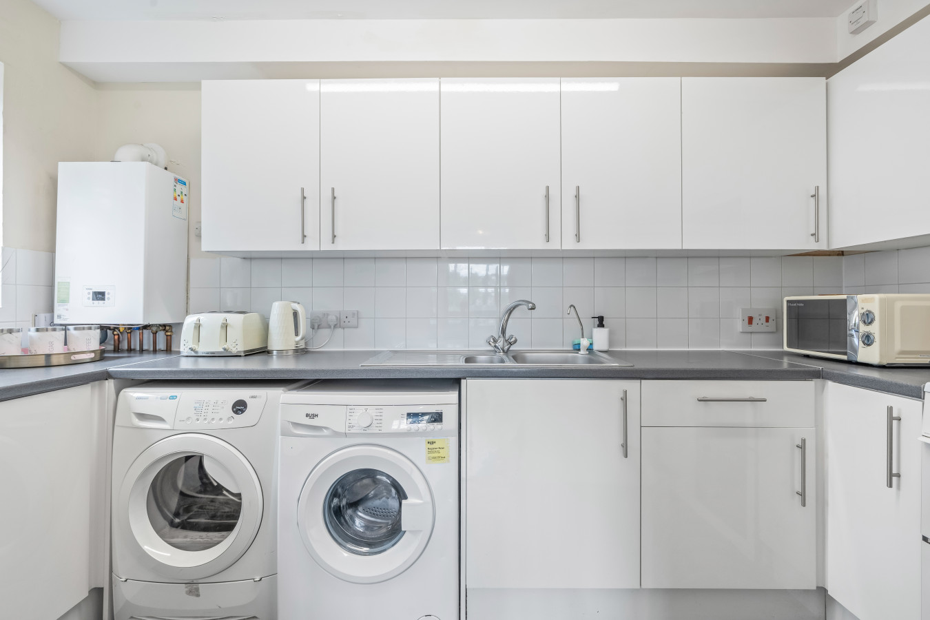 Inviting Urban Apartment in Croydon in Meadowbridge Court, 99 Princess Road Meadowbridge Court - Property image 10 - VivreStays