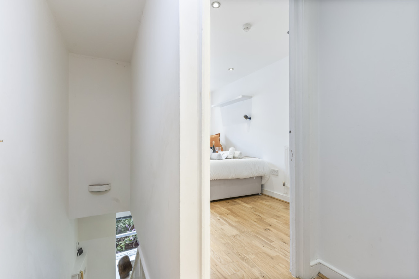 Long Term Stay Contractors, LDN in 40 Barrett's Grove, London N16 8AJ, UK - Property image 19 - VivreStays