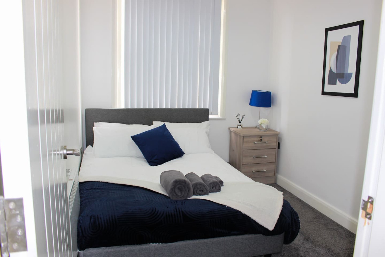 Stylish 1 Bedroom Flat in City Centre in 106, 46 Peckover Street - Property image 6 - VivreStays