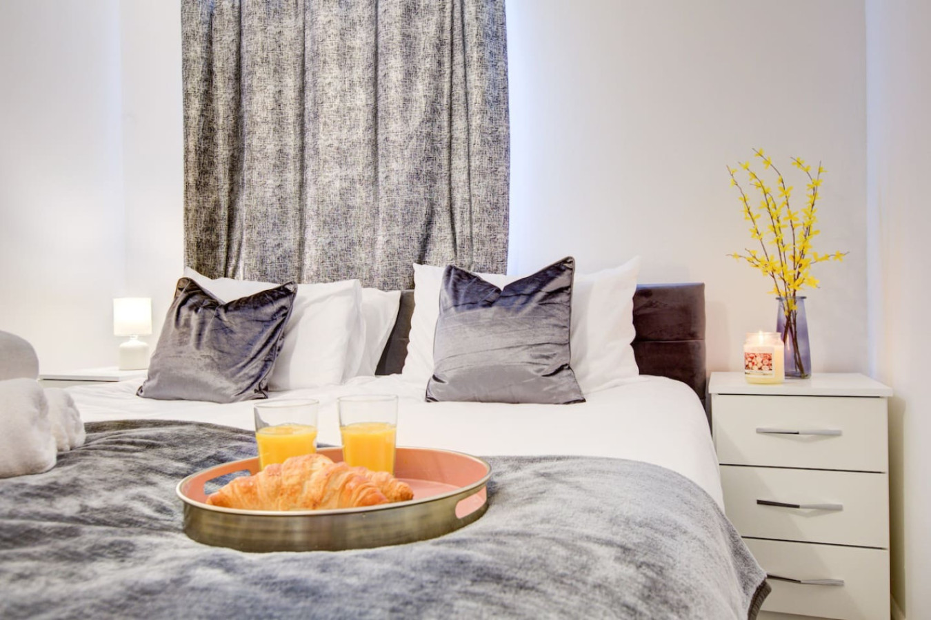 2 Bedroom Serviced Apartment Free Parking serviced apartment - UK - VivreStays