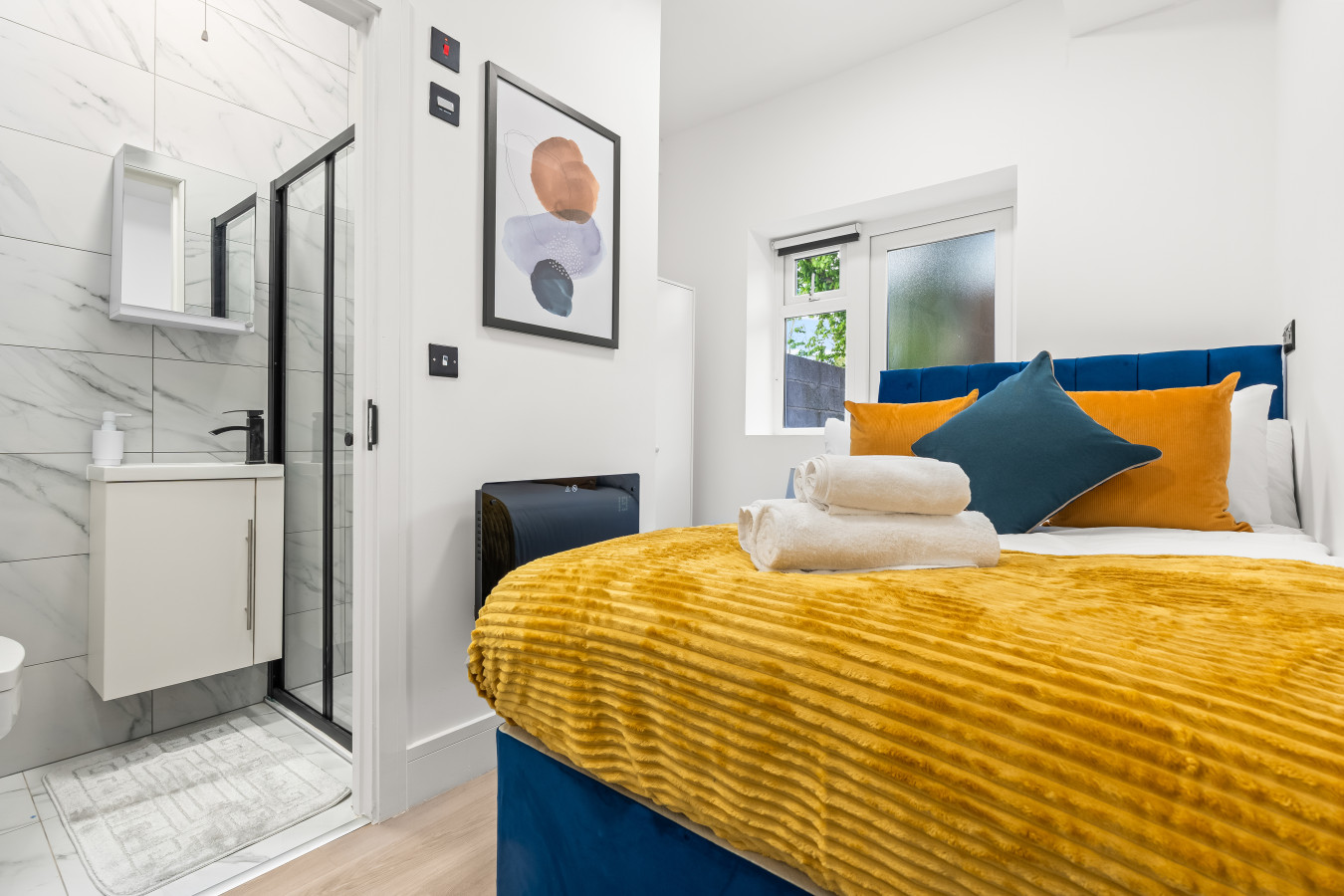 Modern 4 Bed Central London - Free Parking in Willesden Ln, London, UK - Property image 5 - VivreStays