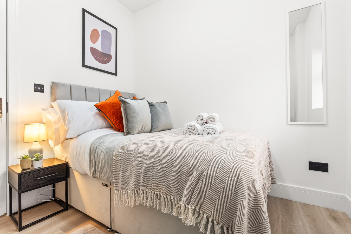 Brand New 4 BDR Apartment in Willesden Ln, London, UK - Property image 7 - VivreStays