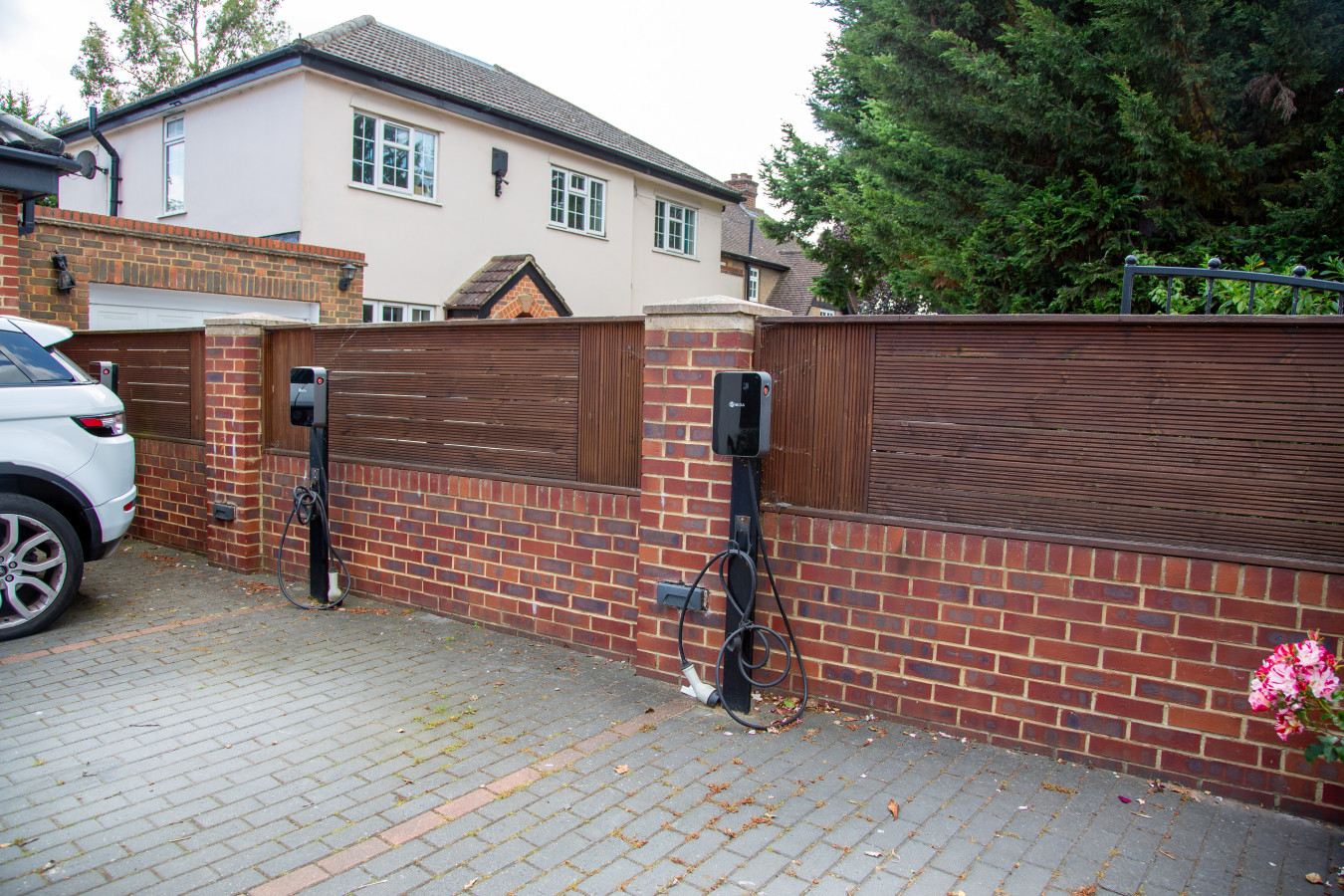 Luxury 2 Bed West London, Free Parking in 200 Harefield Rd, Uxbridge UB8 1PS, UK - Property image 23 - VivreStays