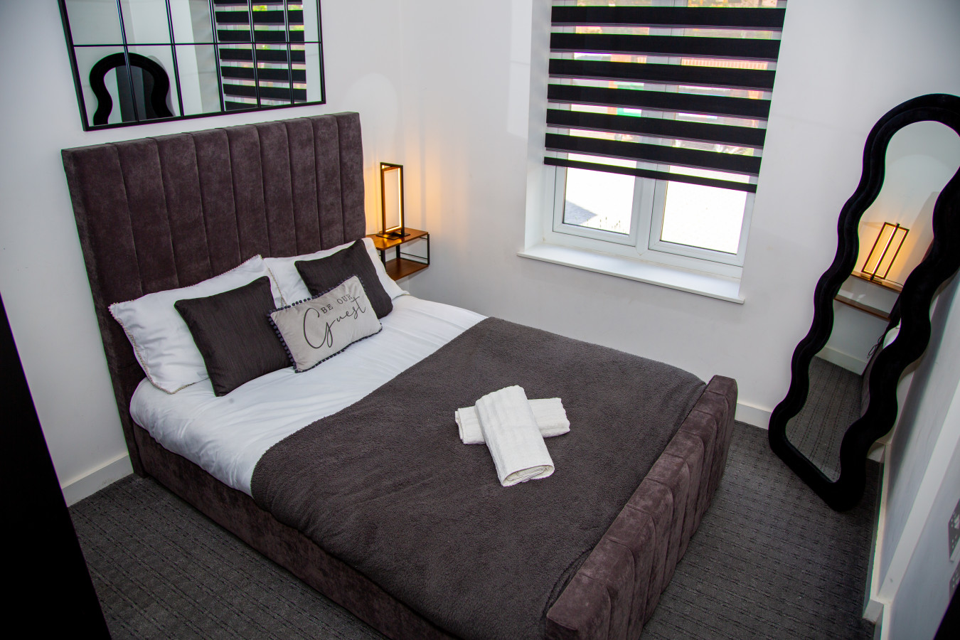 Luxury 2 Bed West London, Free Parking in 200 Harefield Rd, Uxbridge UB8 1PS, UK - Property image 12 - VivreStays