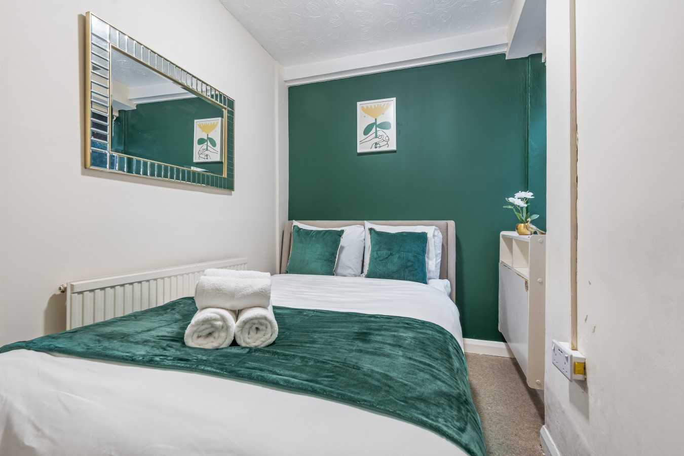 Stylish 3 Bedroom Apartment Fulham| Stamford Bridge in 22 Filmer Rd, London SW6 7BW, UK - Property image 10 - VivreStays