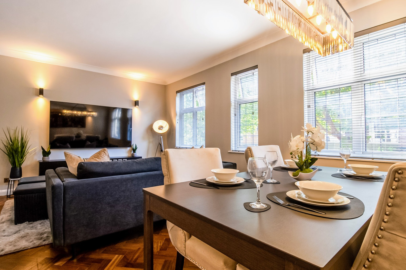 Luxury 3 Bed Apartment | Train Station in Wolsey Road, England, United Kingdom, HA6 2HL - Property image 16 - VivreStays