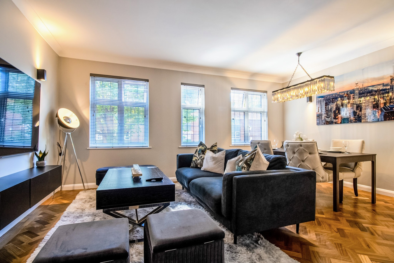 Luxury 3 Bed Apartment | Train Station in Wolsey Road, England, United Kingdom, HA6 2HL - Property image 8 - VivreStays