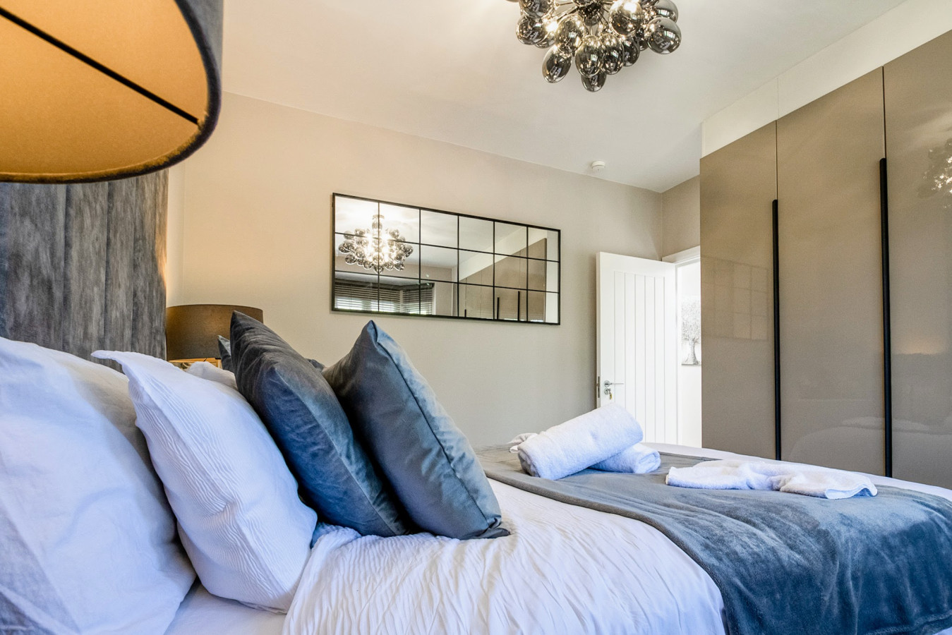 Luxury 3 Bed Apartment | Train Station in Wolsey Road, England, United Kingdom, HA6 2HL - Property image 20 - VivreStays