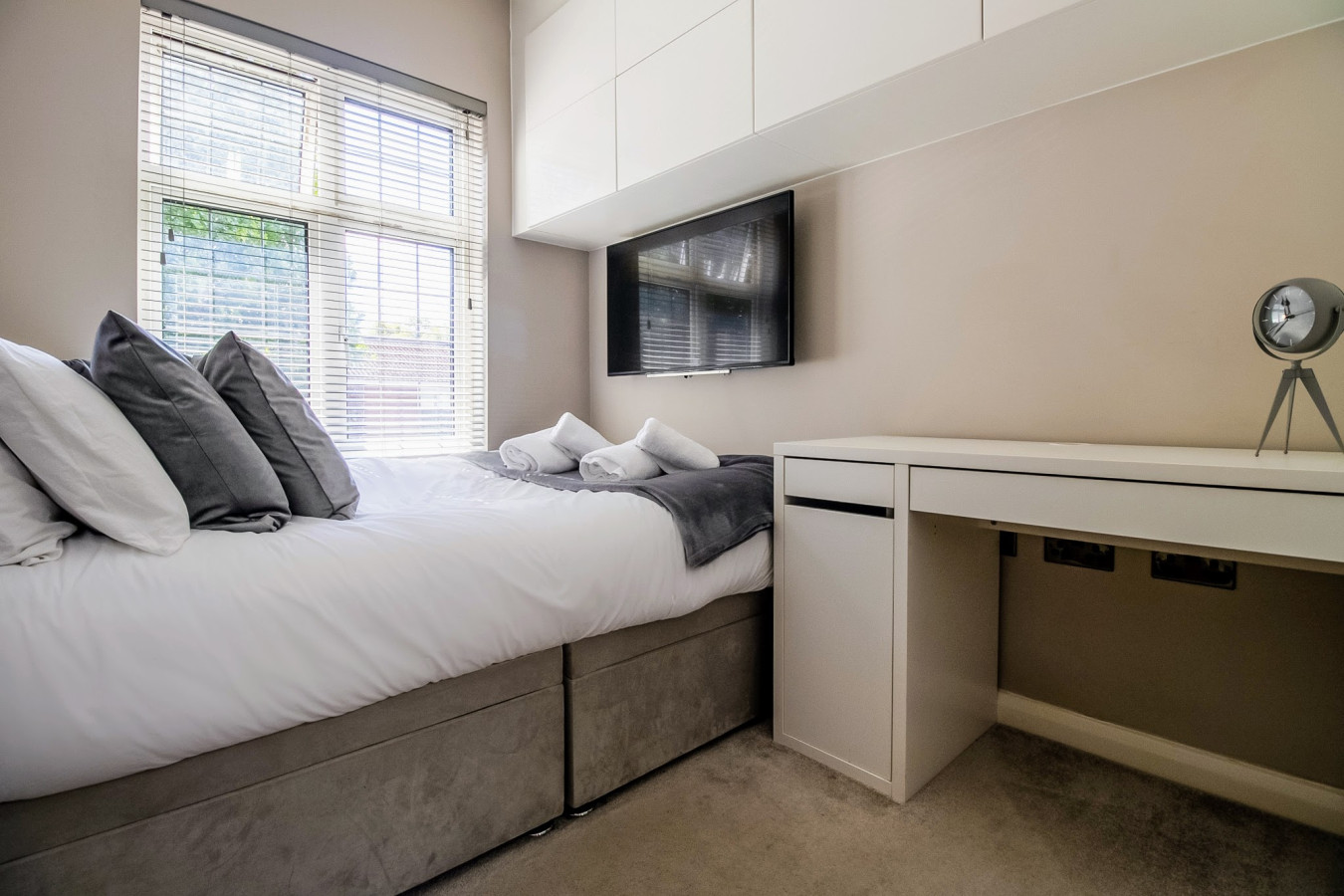 Luxury 3 Bed Apartment | Train Station in Wolsey Road, England, United Kingdom, HA6 2HL - Property image 30 - VivreStays