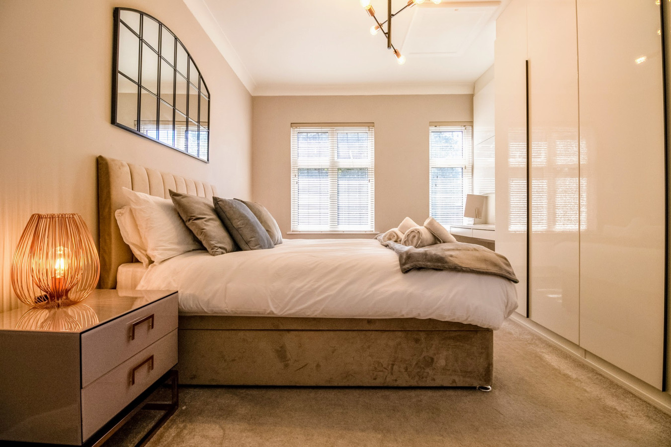 Luxury 3 Bed Apartment | Train Station in Wolsey Road, England, United Kingdom, HA6 2HL - Property image 5 - VivreStays
