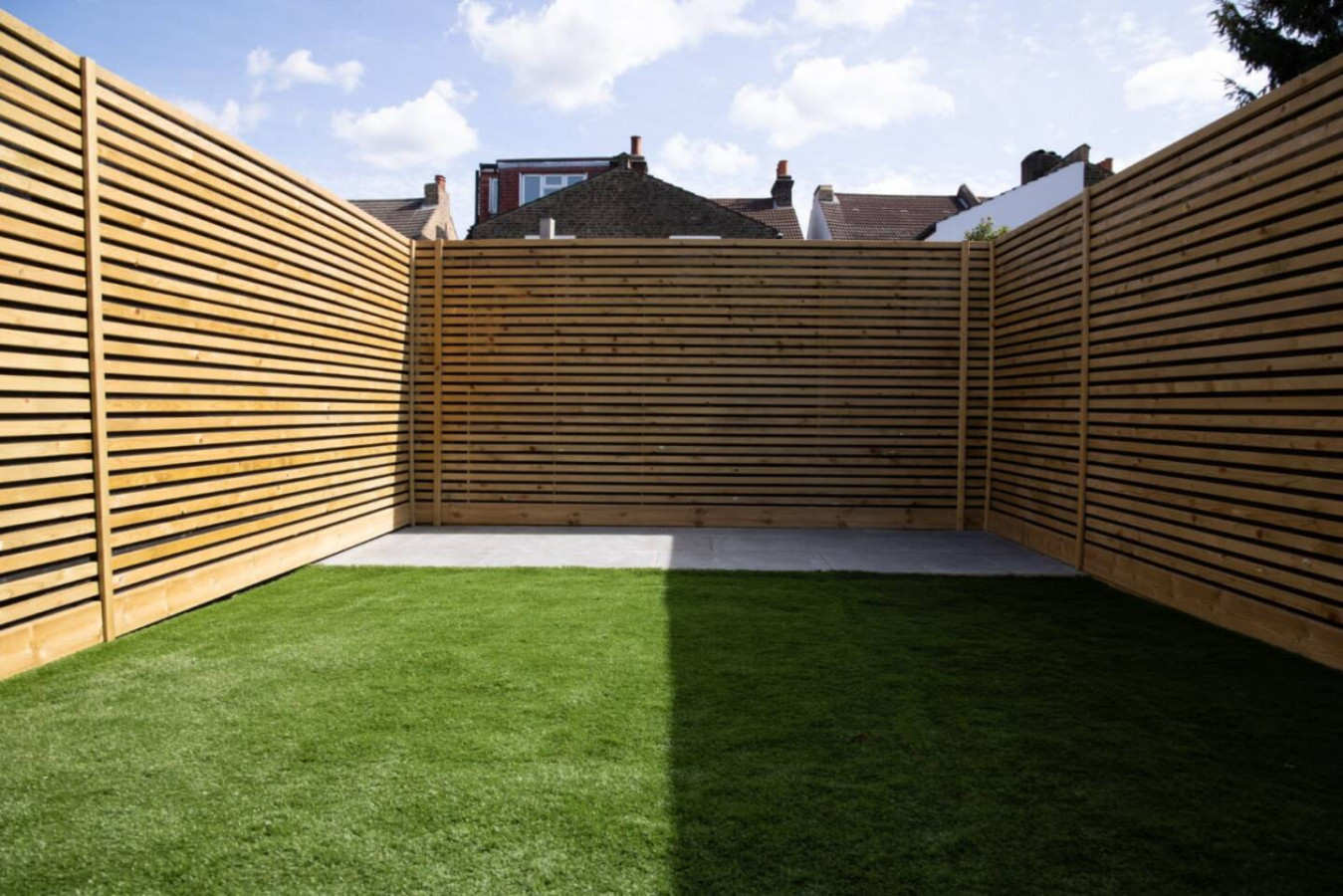 Stunning 4-Bedroom Home Sleeps 6 in Broadway Avenue - Property image 13 - VivreStays