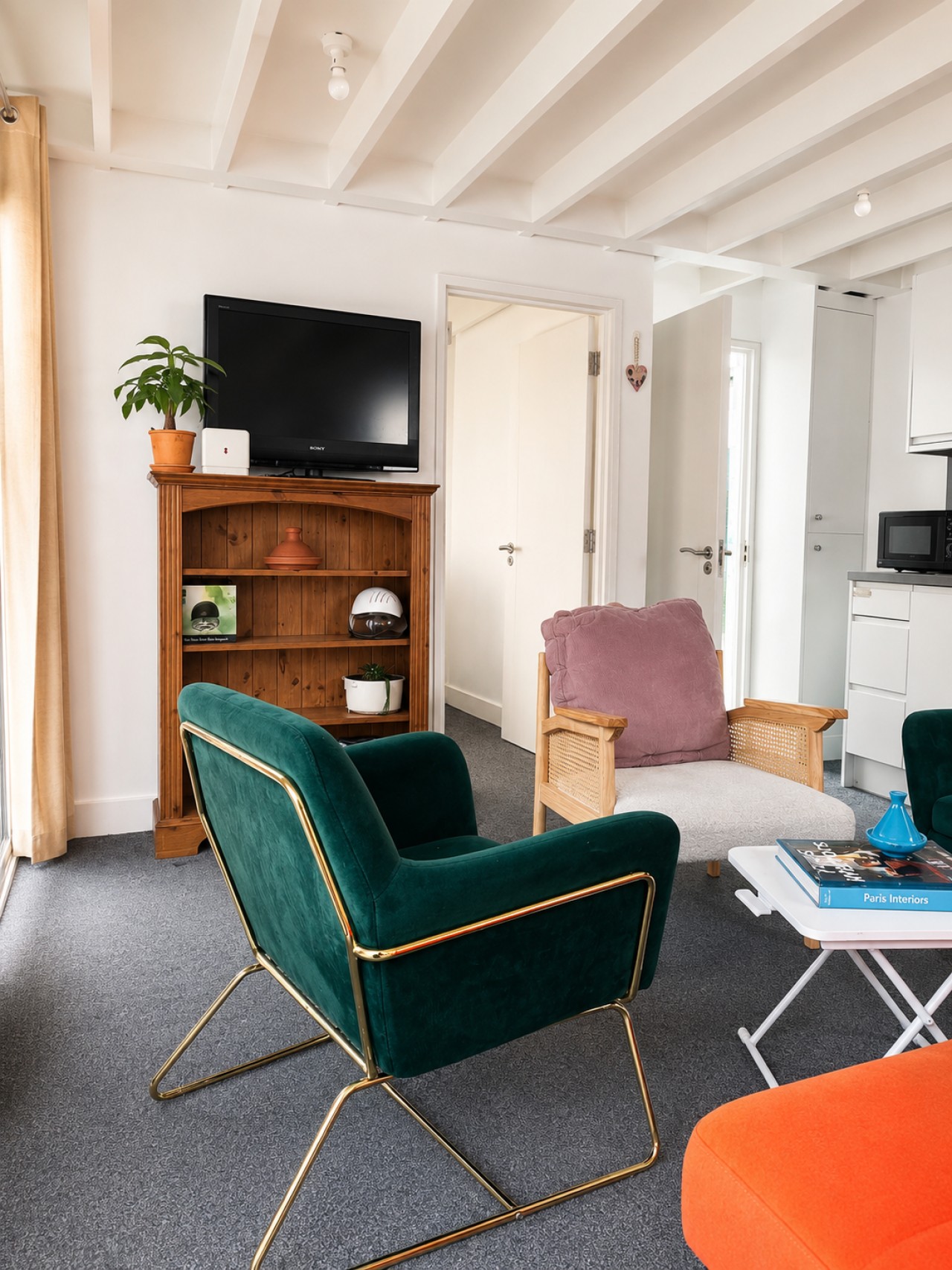 Private 1-Bed Annex with Parking in SE15 6UR, Radnor Road, England, United Kingdom - Property image 11 - VivreStays
