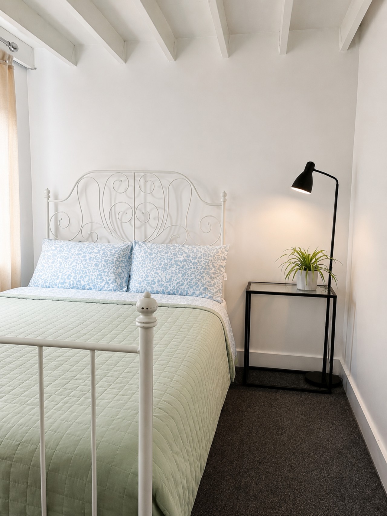 Private 1-Bed Annex with Parking in SE15 6UR, Radnor Road, England, United Kingdom - Property image 10 - VivreStays