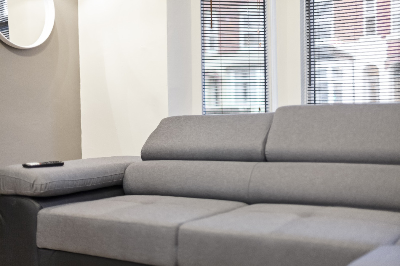 City Centre House, Free Parking, Sleeps up to 13 in Radford Blvd, Radford, Nottingham NG7 3BS, UK - Property image 5 - VivreStays