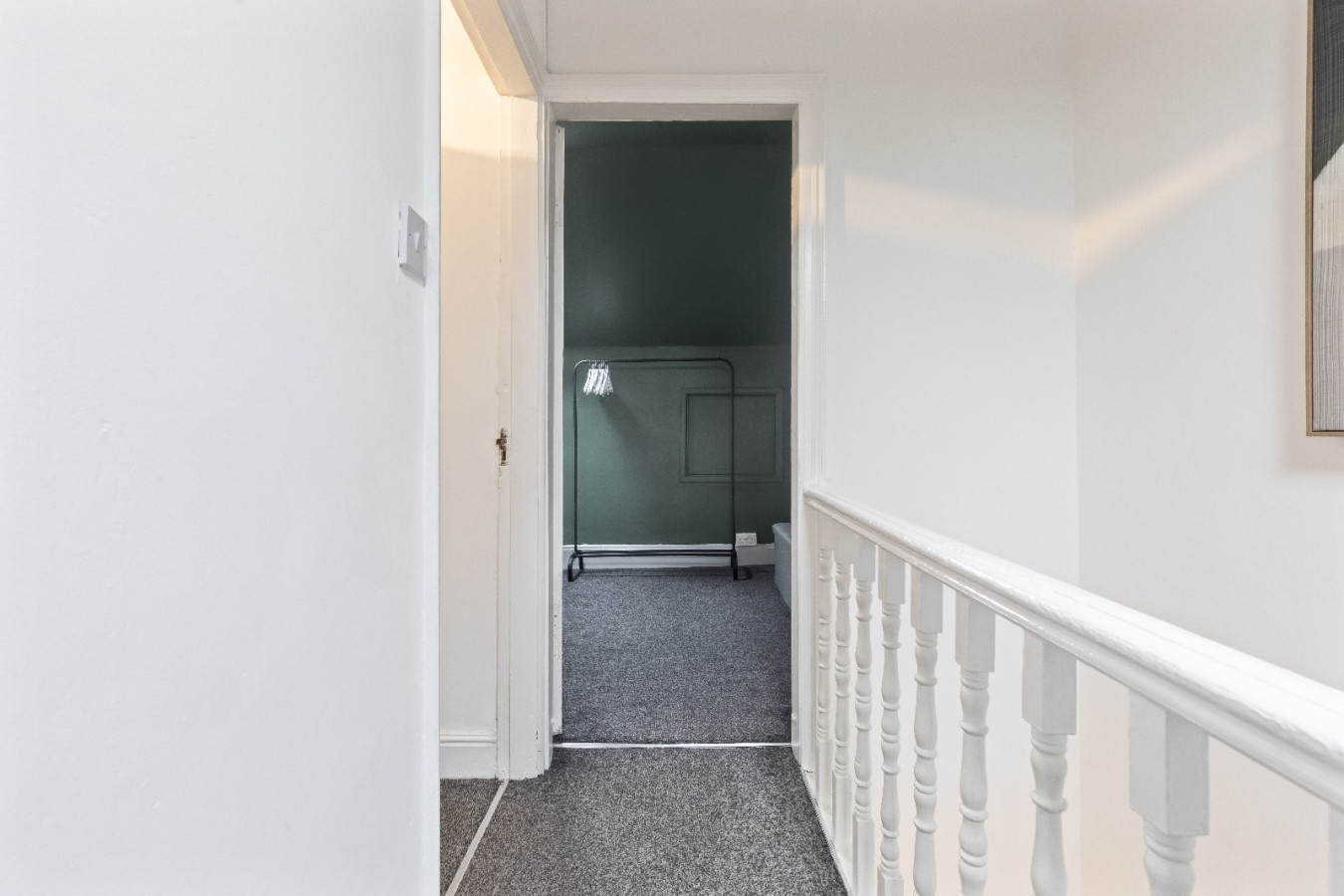 City Centre House, Free Parking, Sleeps up to 13 in Radford Blvd, Radford, Nottingham NG7 3BS, UK - Property image 16 - VivreStays
