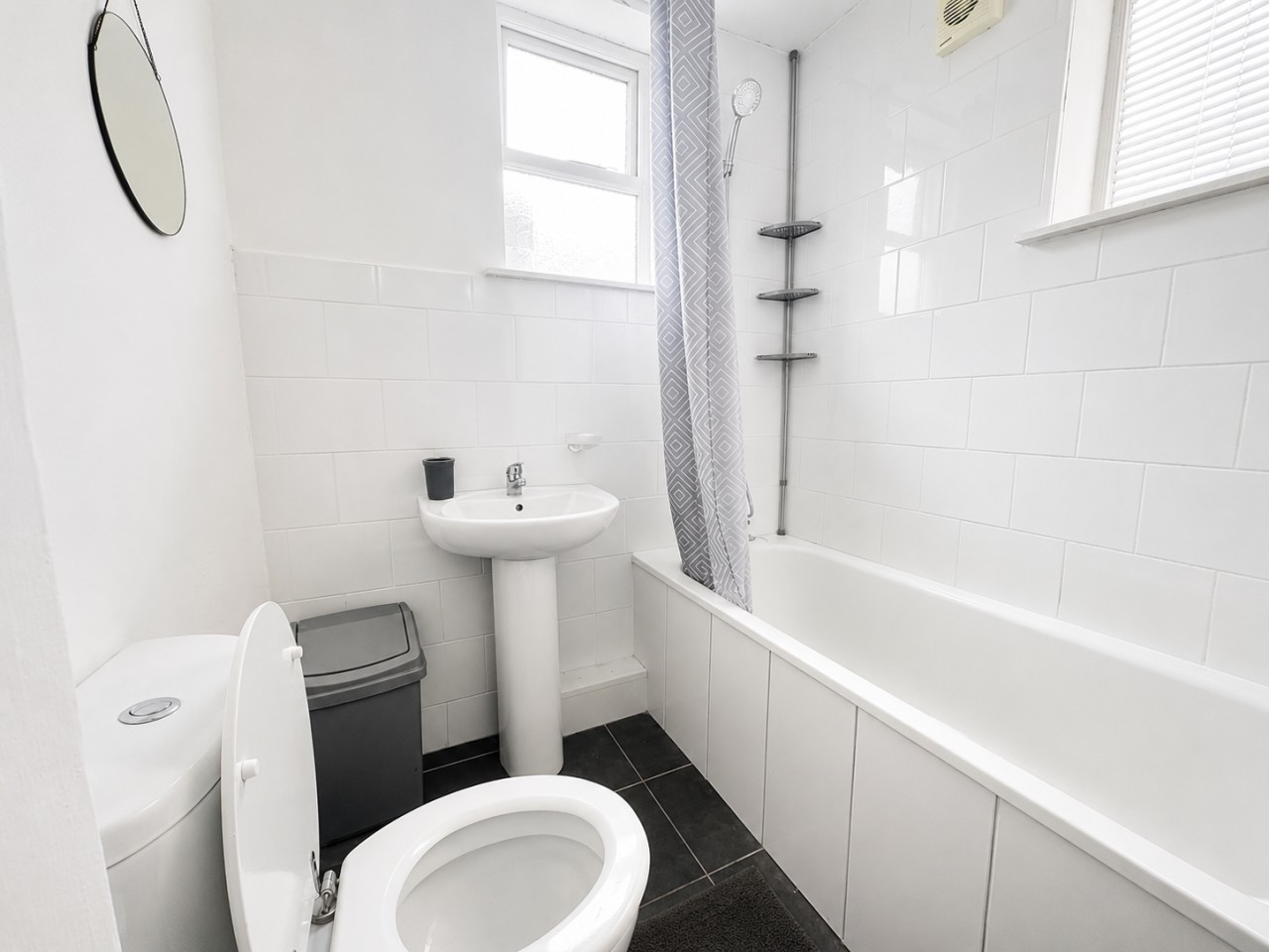 Contractor Stay near BAE | WiFi | Sleeps 4 in 2B Steamer St, Barrow-in-Furness LA14 2SG, UK - Property image 16 - VivreStays