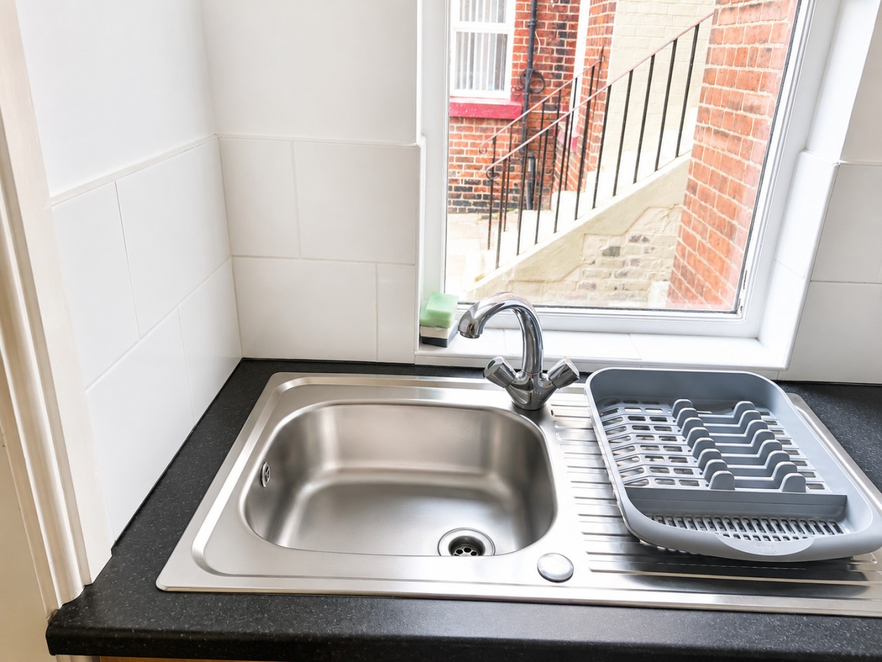 Contractor Stay near BAE | WiFi | Sleeps 4 in 2B Steamer St, Barrow-in-Furness LA14 2SG, UK - Property image 18 - VivreStays