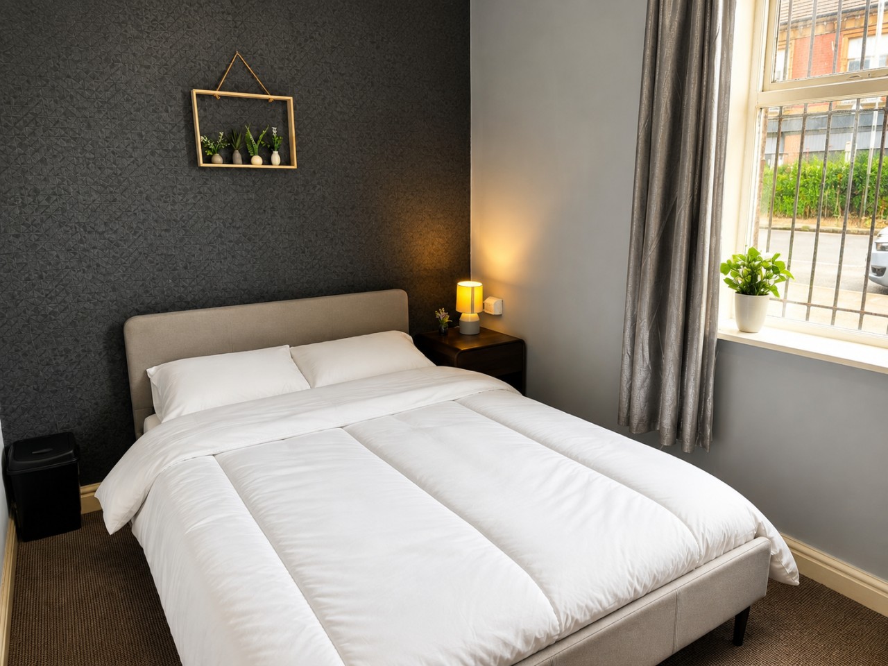 Contractor Stay near BAE | WiFi | Sleeps 4 in 2B Steamer St, Barrow-in-Furness LA14 2SG, UK - Property image 3 - VivreStays