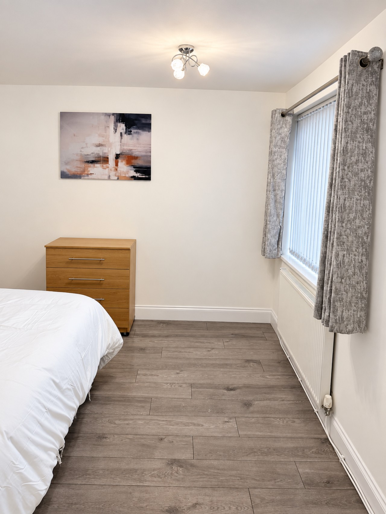 Cosy Jarrow 1-Bed | Driveway Parking & Garden in 8 Luss Ave, Jarrow NE32 4AR, UK - Property image 8 - VivreStays