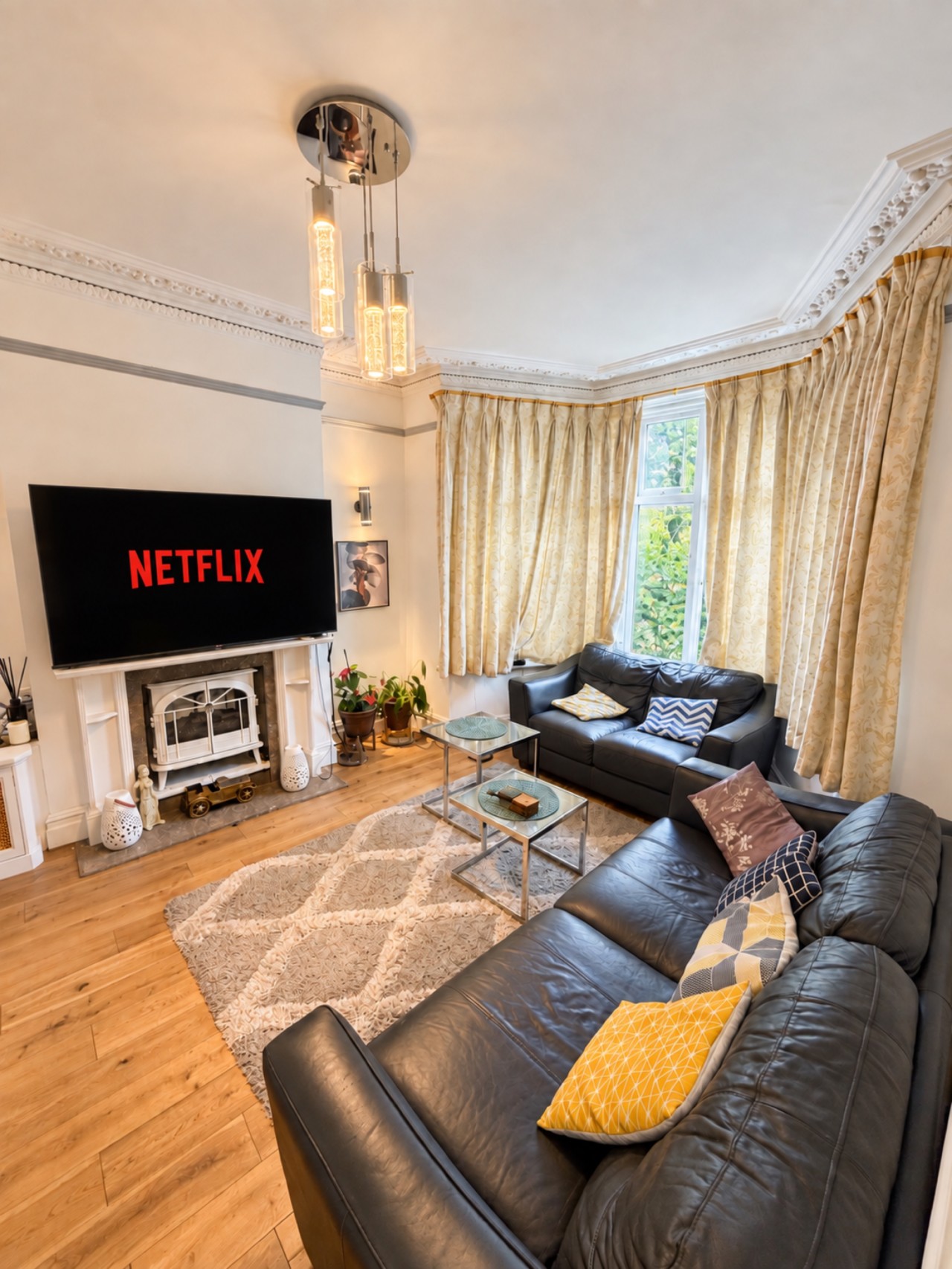 Wimbledon 3-Bed | Private Garden, Sleeps 6 serviced apartment - Greater London - VivreStays