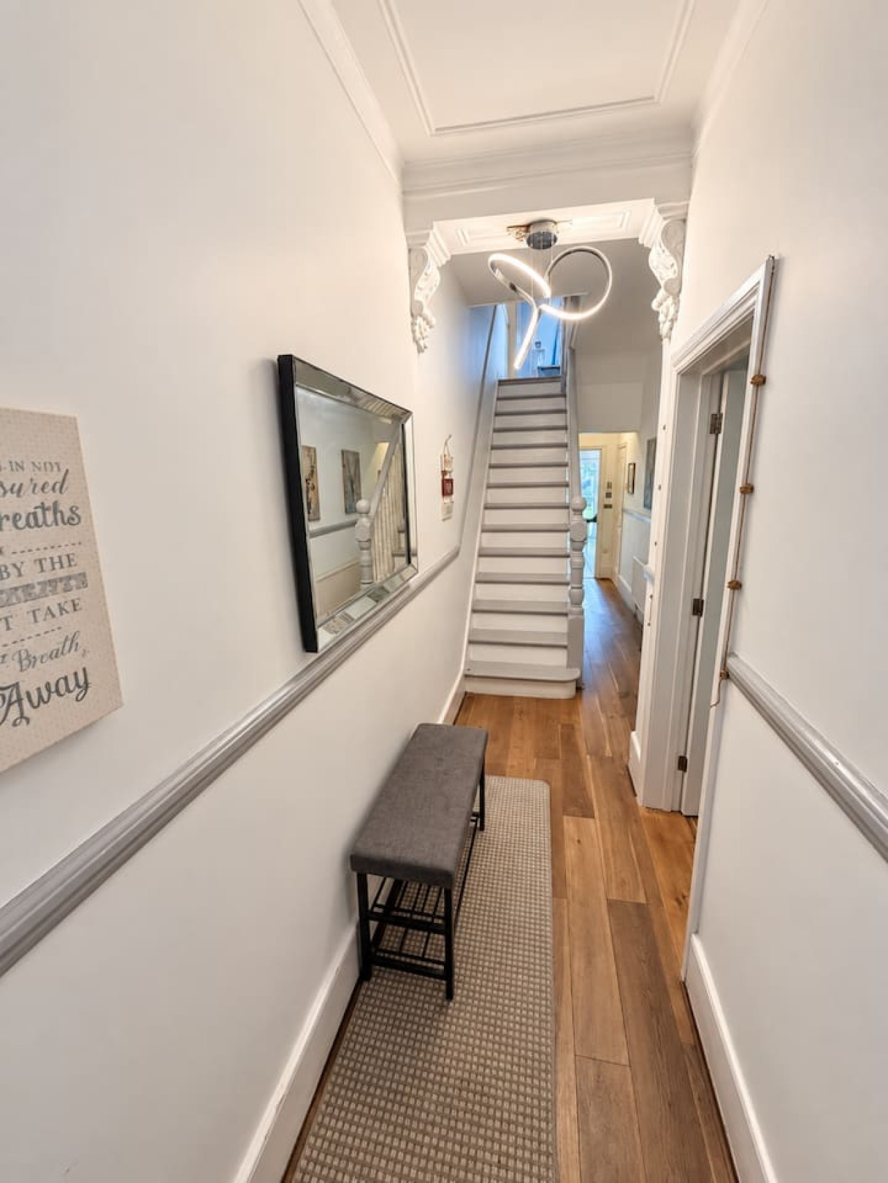 Wimbledon 3-Bed | Private Garden, Sleeps 6 in Strathearn Road - Property image 15 - VivreStays