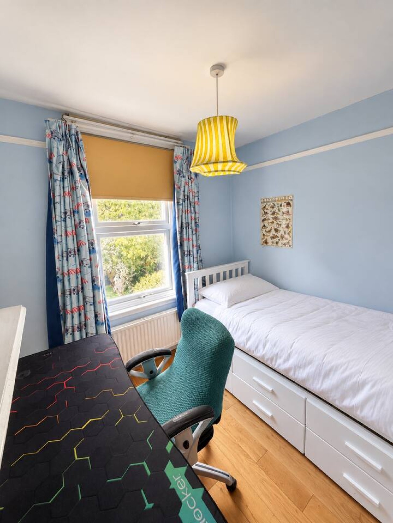 Wimbledon 3-Bed | Private Garden, Sleeps 6 in Strathearn Road - Property image 18 - VivreStays