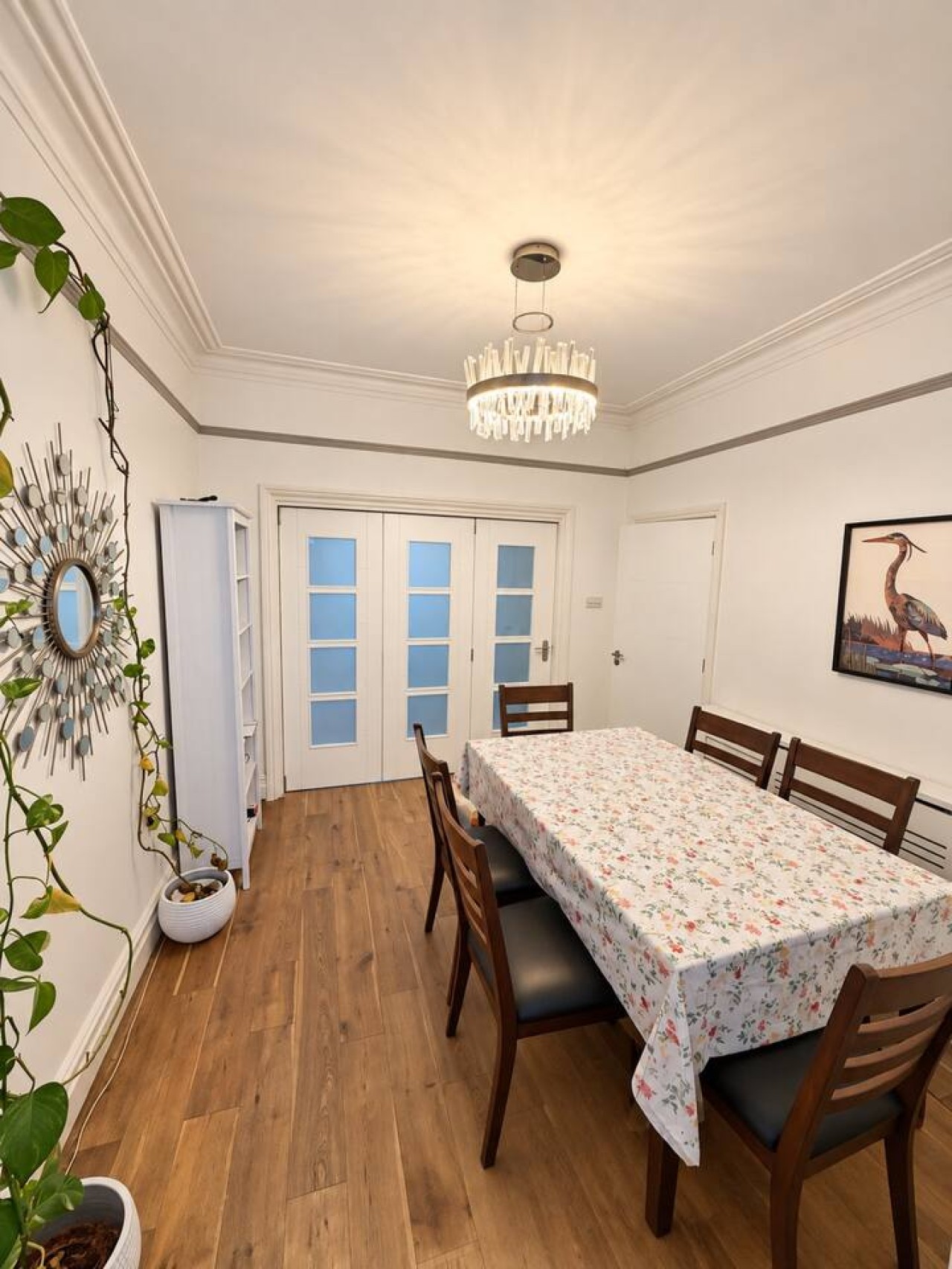 Wimbledon 3-Bed | Private Garden, Sleeps 6 in Strathearn Road - Property image 13 - VivreStays