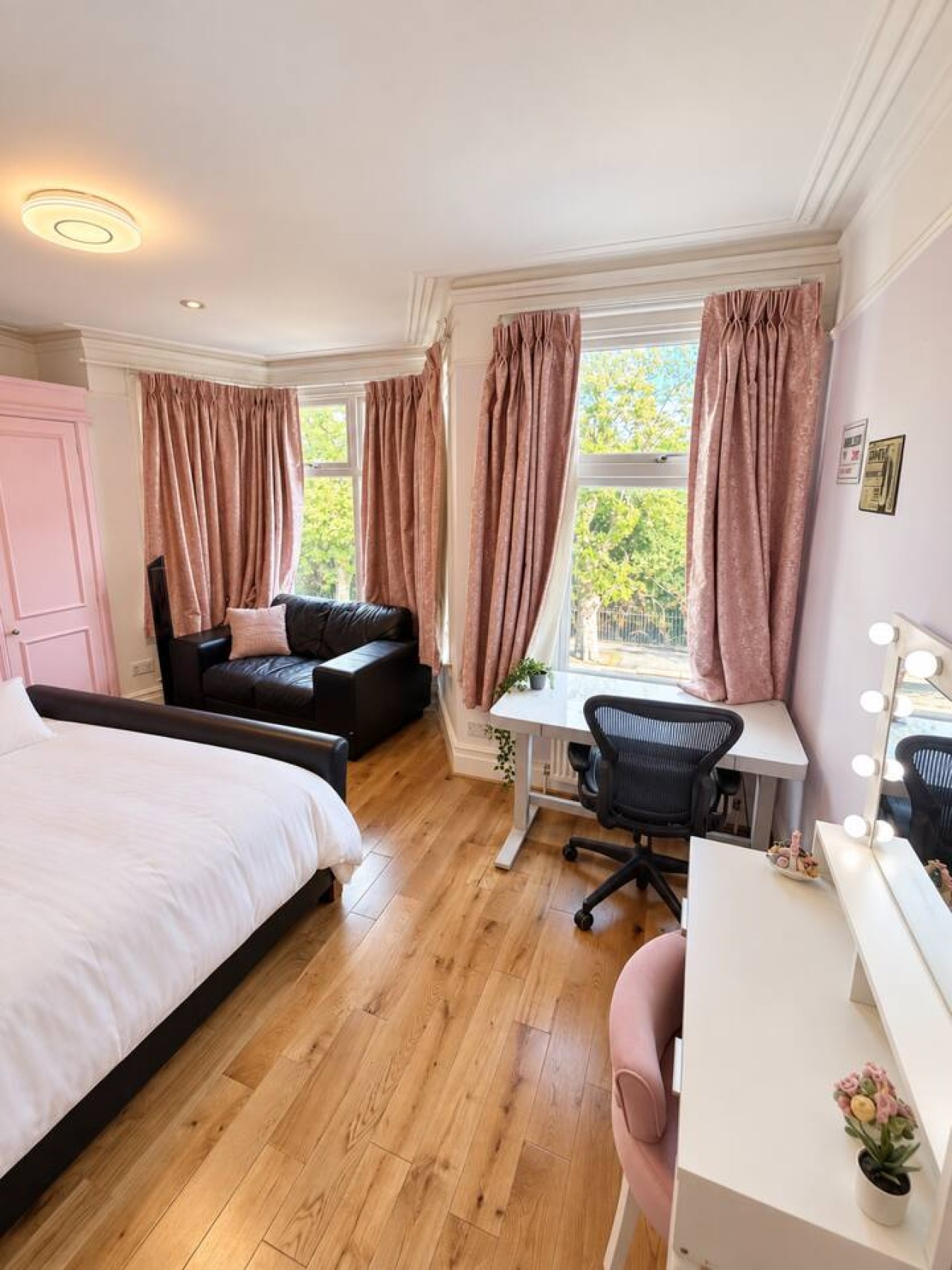 Wimbledon 3-Bed | Private Garden, Sleeps 6 in Strathearn Road - Property image 31 - VivreStays